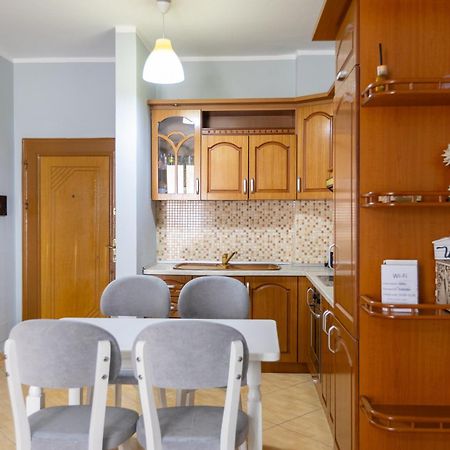 Da Vinci Apartment Vlorë Buitenkant foto