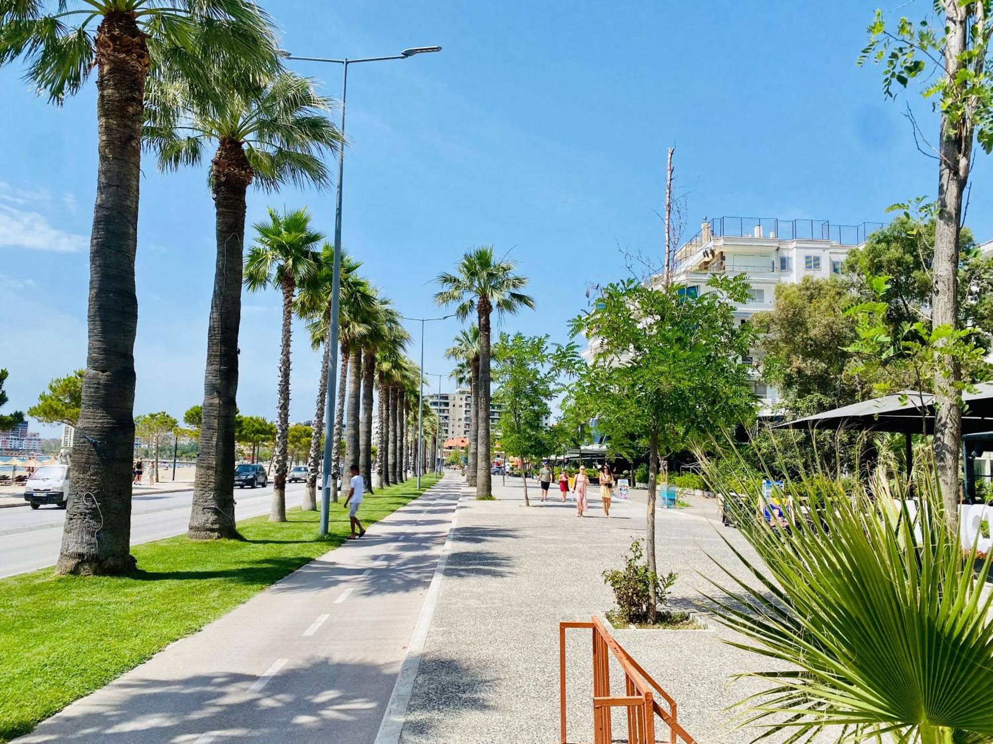 Da Vinci Apartment Vlorë Buitenkant foto
