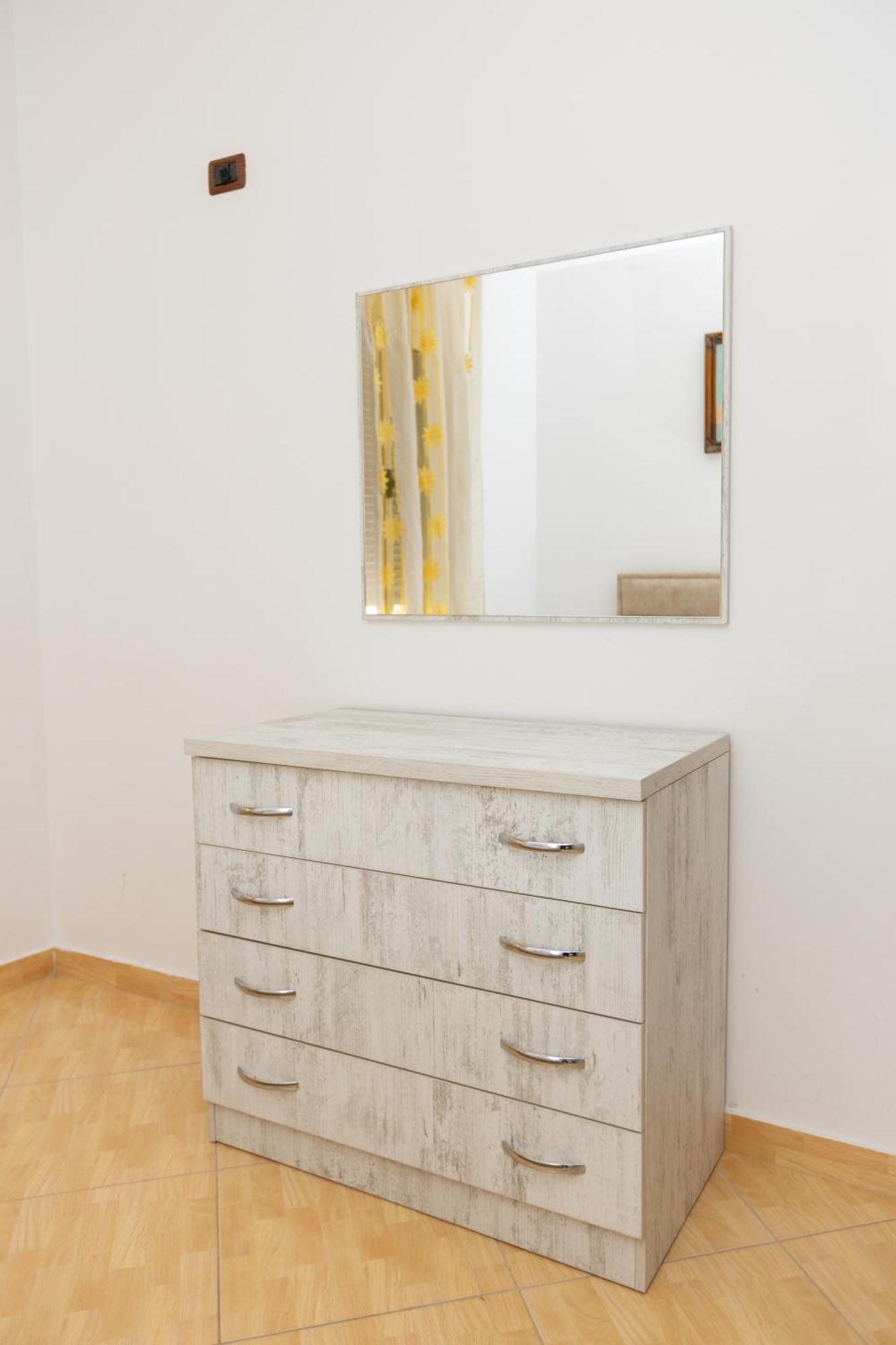 Da Vinci Apartment Vlorë Buitenkant foto